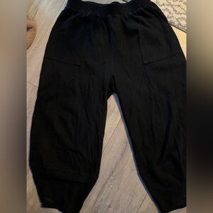 Amazon Black Ankle & Cropped Pants